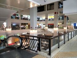 Upper Serangoon Shopping Centre (D19), Retail #566859001